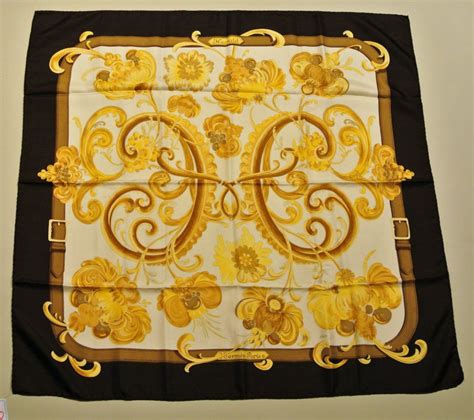 carre hermes 2020|hermes scarf signature.